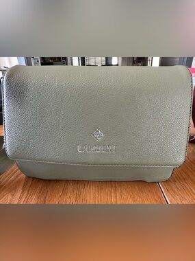 Women's Leather Shoulder Bag in Sage Green